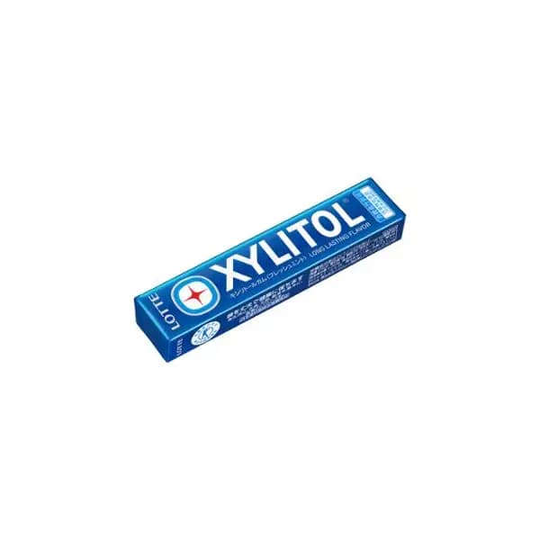 Blue Lotte Xylitol Fresh Mint chewing gum stick pack with bold white lettering